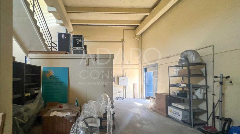Nave industrial en venta en Alcalá de Henares de 400 m²