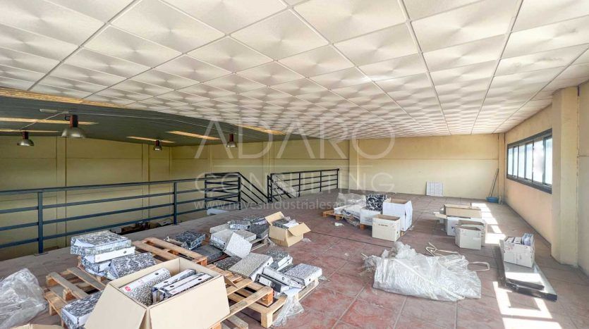 Nave industrial en venta en Alcalá de Henares de 400 m²