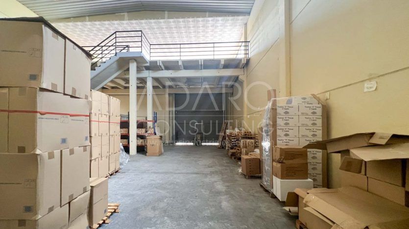 Nave industrial en venta en Alcalá de Henares de 400 m²