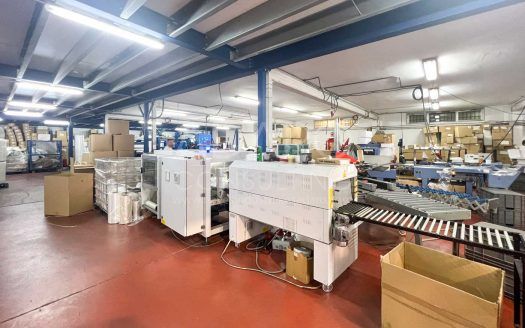 Nave industrial en venta en Torres de la Alameda de 1.340 m²