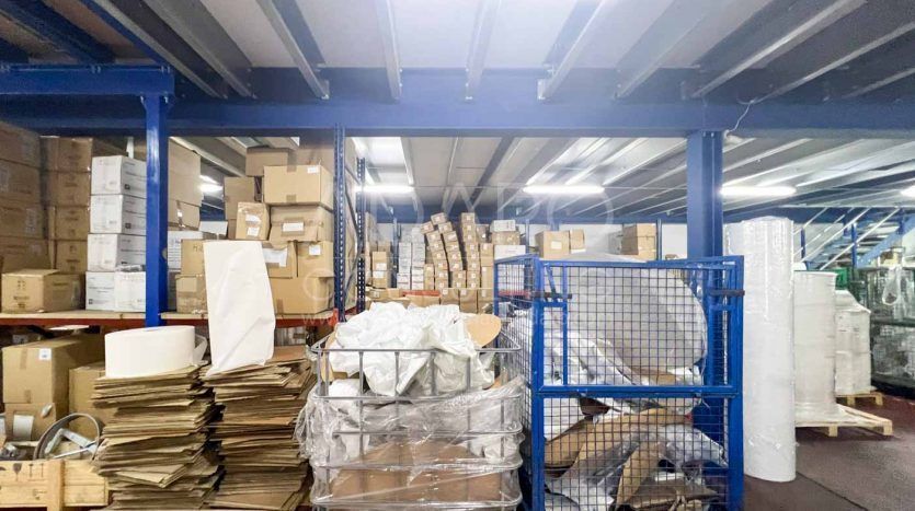 Nave industrial en venta en Torres de la Alameda de 1.340 m²