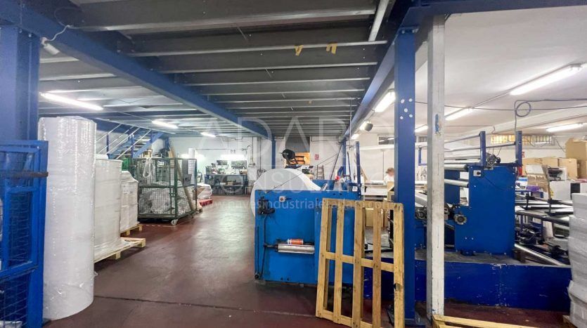 Nave industrial en venta en Torres de la Alameda de 1.340 m²