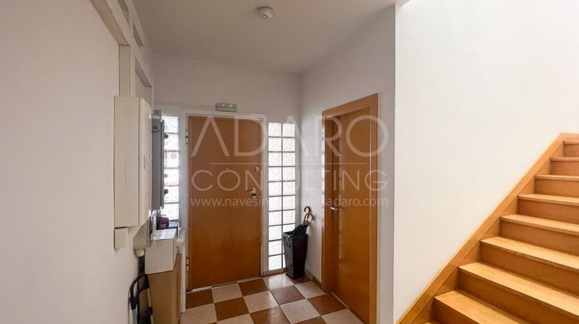 Nave industrial en venta en Torres de la Alameda de 1.340 m²