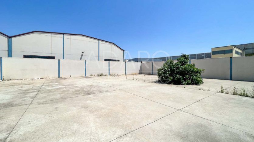 Nave industrial en alquiler en Loeches de 1.350 m²