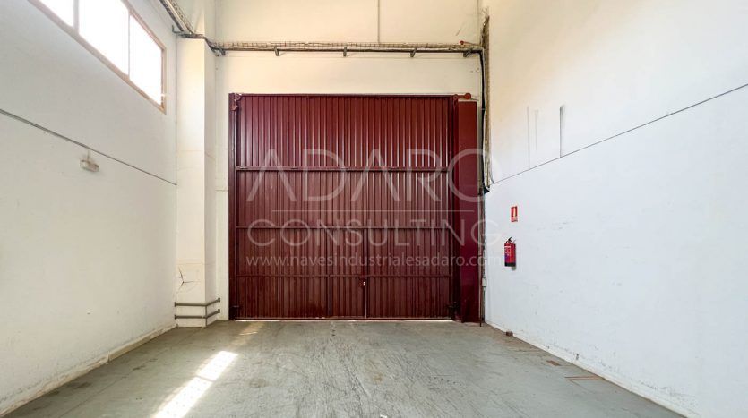 Nave industrial en alquiler en Loeches de 1.350 m²