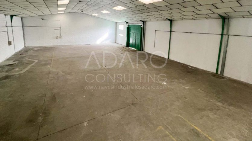Nave industrial en alquiler en Ajalvir de 631 m²