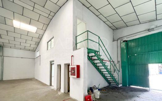 Nave industrial en venta en Ajalvir de 631 m²