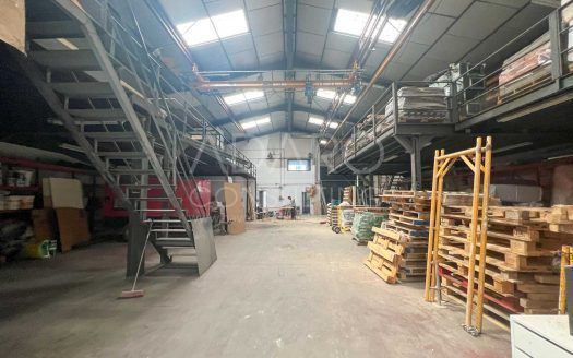 Nave industrial en venta en Pinto de 651 m²