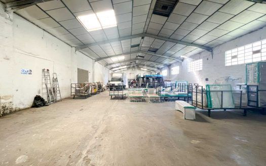 Nave industrial en venta en Pinto de 904 m²