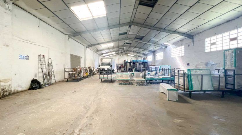Nave industrial en alquiler en Pinto de 904 m²