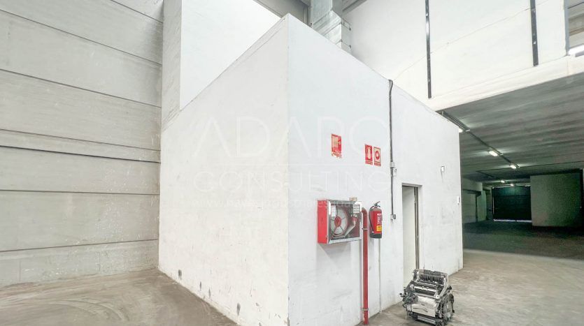 Nave industrial en alquiler en Azuqueca de Henares de 2.950 m²