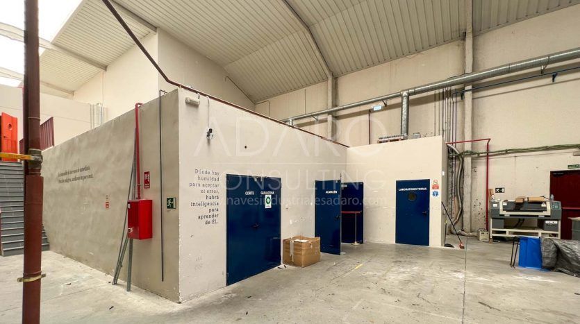 Nave industrial en alquiler en Loeches de 1.164 m²