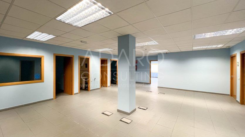 Nave industrial en alquiler en Loeches de 1.164 m²