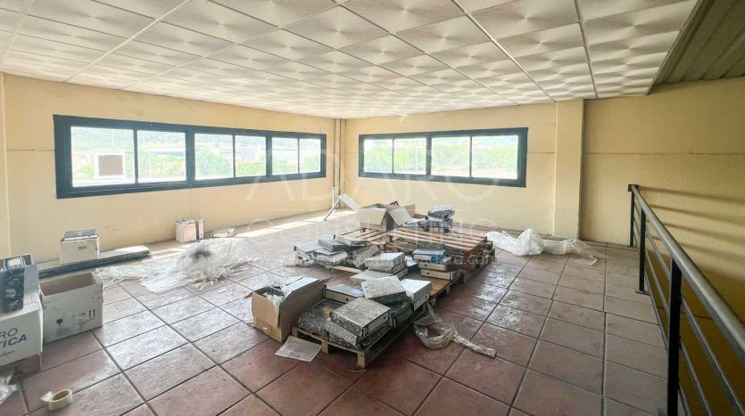 Nave industrial en alquiler en Alcalá de Henares de 400 m²
