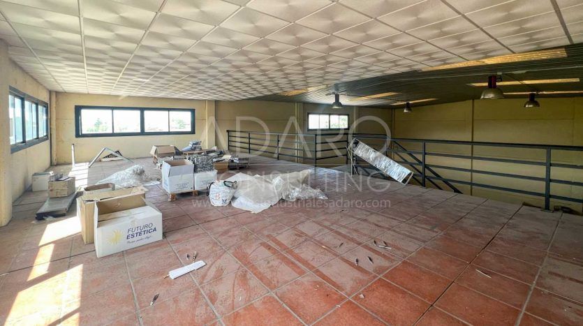 Nave industrial en alquiler en Alcalá de Henares de 400 m²