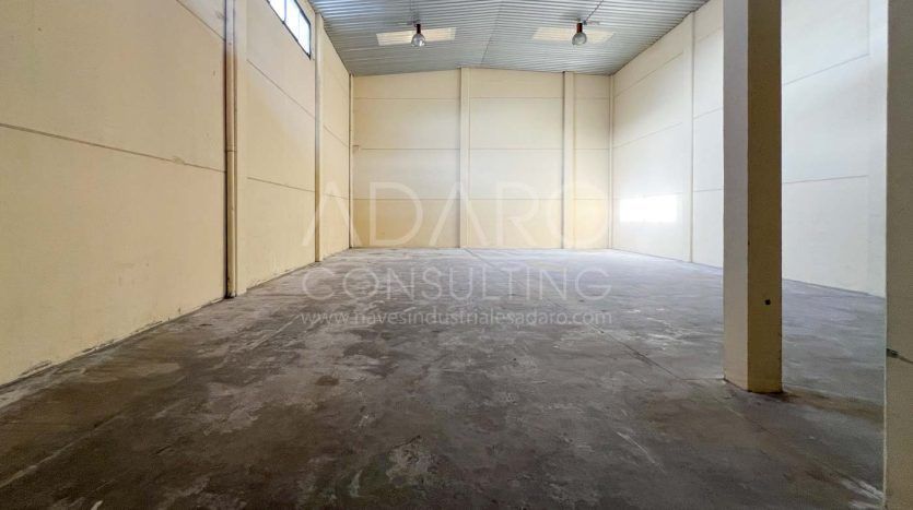 Nave industrial en alquiler en Alcalá de Henares de 400 m²