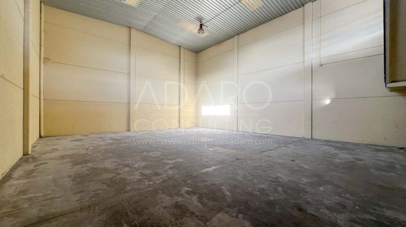 Nave industrial en alquiler en Alcalá de Henares de 400 m²