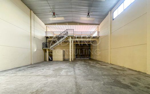 Nave industrial en alquiler en Alcalá de Henares de 400 m²