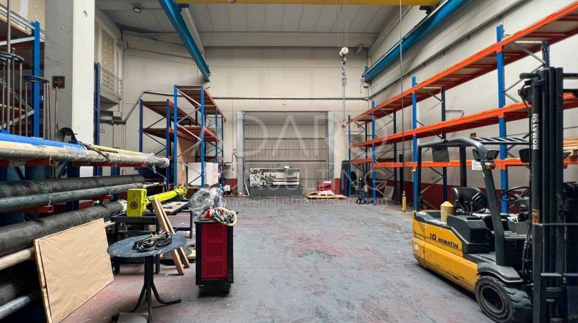 Nave industrial en alquiler en Alcalá de Henares de 935 m²
