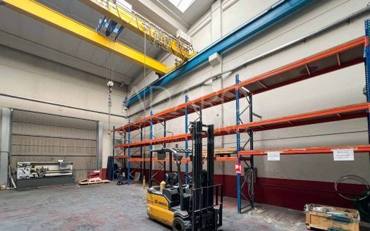 Nave industrial en alquiler en Alcalá de Henares de 935 m²