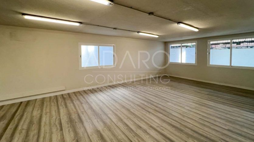 Nave industrial en alquiler en Alcorcón de 910 m²