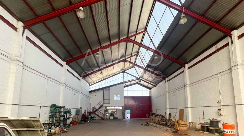 Nave industrial en alquiler en Getafe de 480 m²