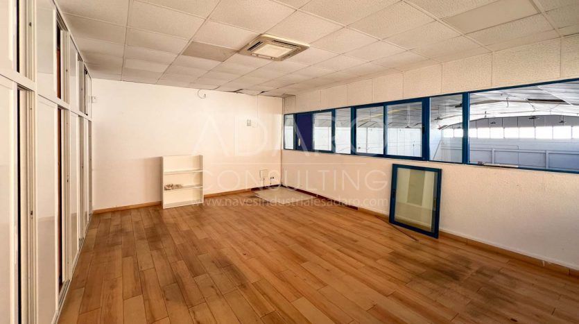 Nave industrial en venta en Móstoles de 794 m²