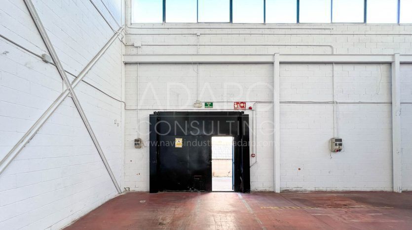 Nave industrial en venta en Móstoles de 794 m²