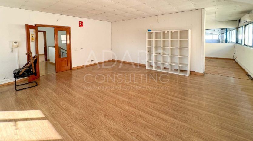 Nave industrial en venta en Móstoles de 794 m²
