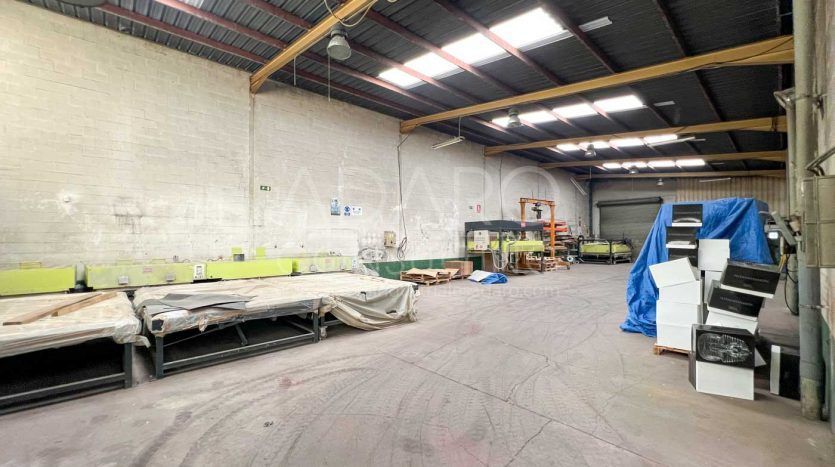 Nave industrial en venta en Rivas Vaciamadrid de 612 m²