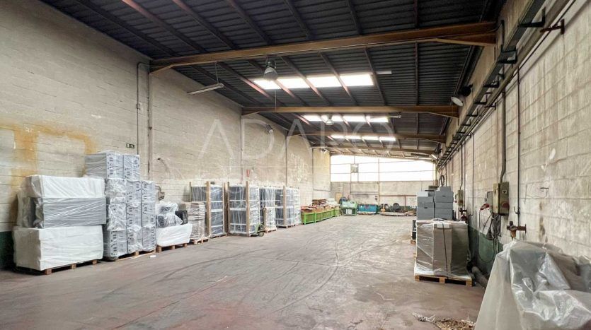 Nave industrial en venta en Rivas Vaciamadrid de 612 m²
