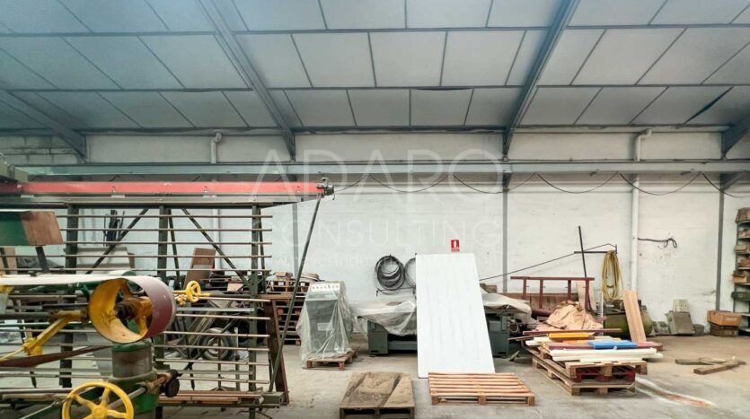 Nave industrial en alquiler en San Fernando de Henares de 752 m²