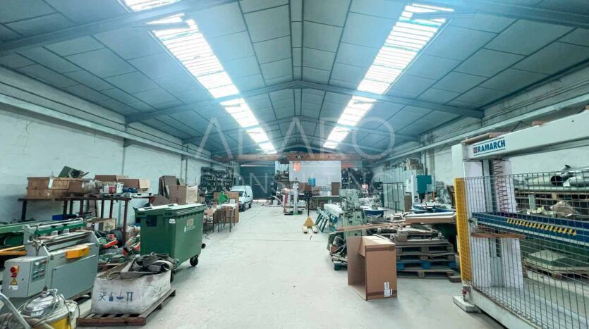 Nave industrial en alquiler en San Fernando de Henares de 752 m²