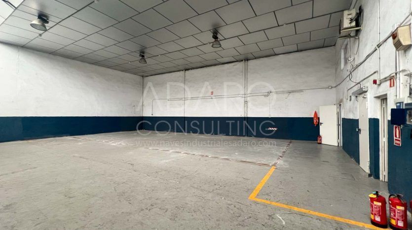 Nave industrial en venta en San Fernando de Henares de 662 m²