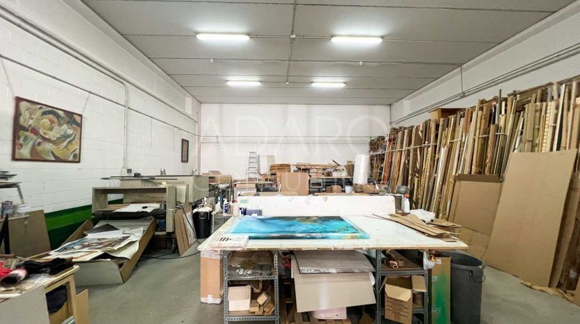 Nave industrial en venta en Villaverde de 576 m²