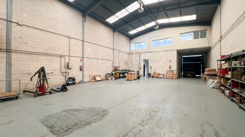 Nave industrial en alquiler en Torrejón de Ardoz de 472 m²
