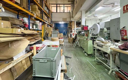 Nave industrial en venta en Villaverde 448 m²