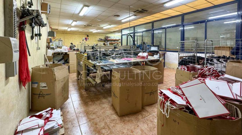 Nave industrial en venta en Villaverde de 448 m2