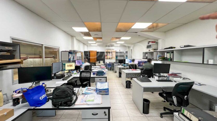 Nave industrial en alquiler en Torrejón de Ardoz de 953 m²