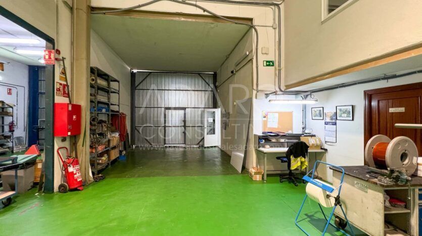 Nave industrial en alquiler en Torrejón de Ardoz de 953 m²