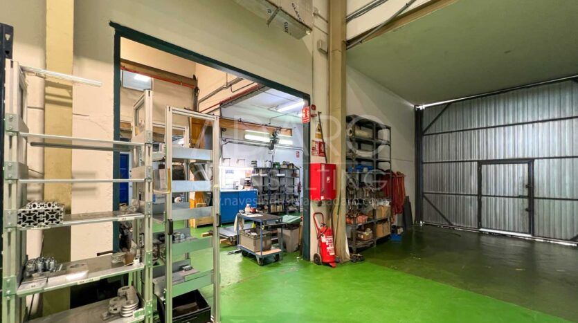 Nave industrial en alquiler en Torrejón de Ardoz de 953 m²