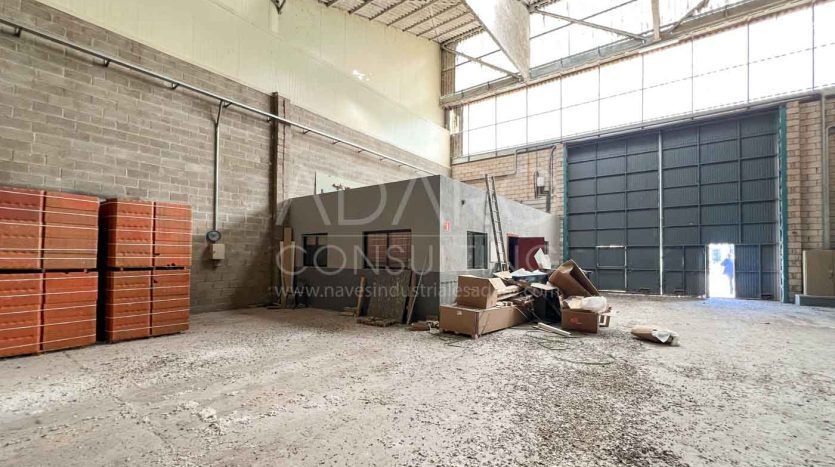 Nave industrial en venta en Guadalajara de 1.050 m²