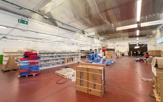 Nave industrial en alquiler en Pinto de 2.492 m²