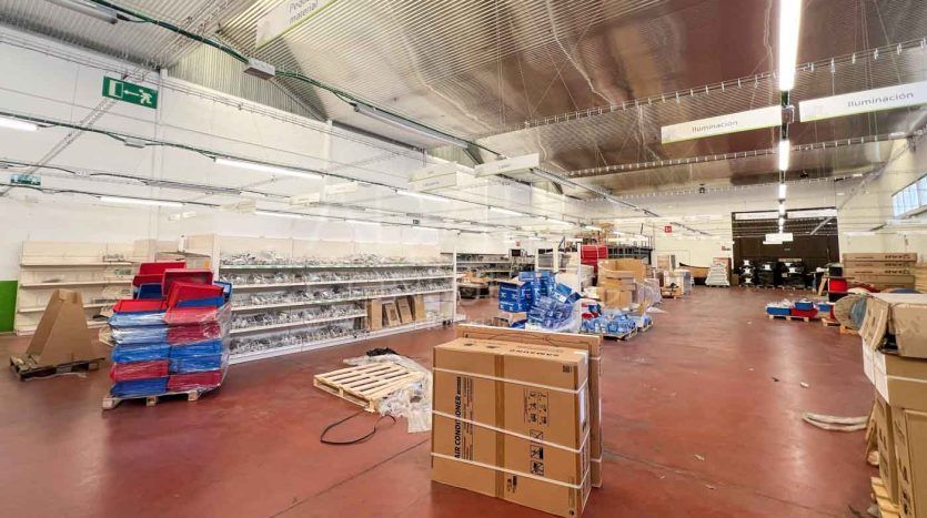 Nave industrial en alquiler en Pinto de 2.492 m²