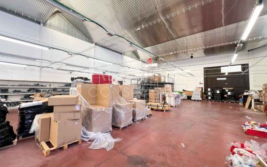 Nave industrial en alquiler en Pinto de 2.492 m²