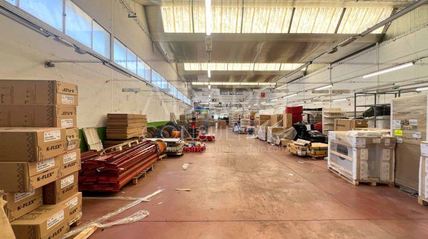 Nave industrial en alquiler en Pinto de 2.492 m²