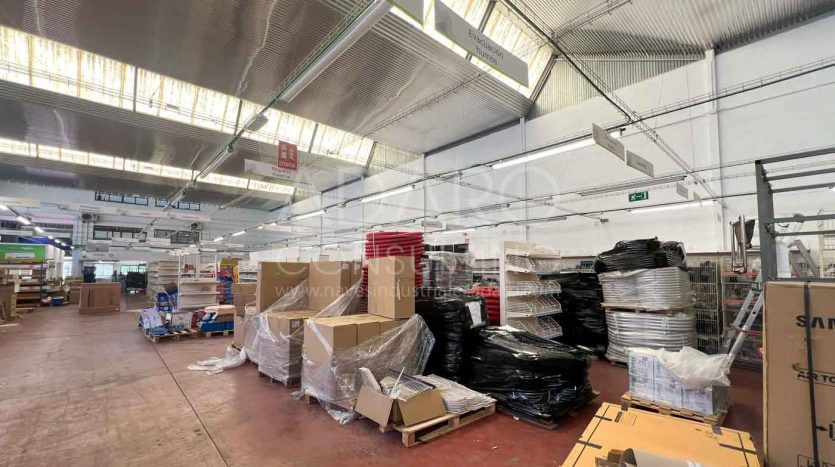Nave industrial en alquiler en Pinto de 2.492 m²