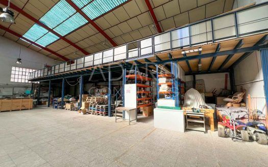 Nave industrial en venta en Torrejón de Ardoz de 779 m²