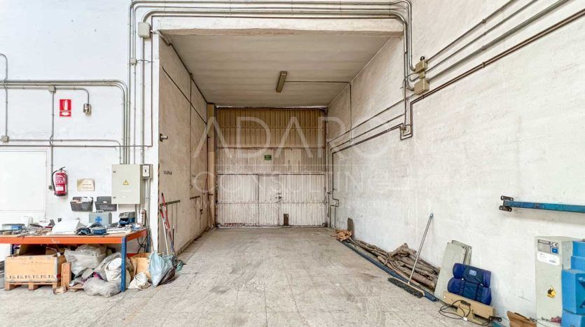 Nave industrial en venta en Torrejón de Ardoz de 779 m²
