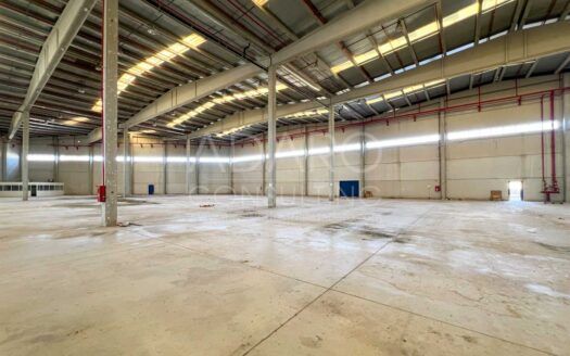 Nave logística en venta en Alovera de 18.086 m²